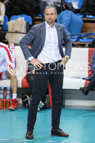  19.12.2017 RZESZOW POLAND<br />SIATKOWKA PUCHAR CEV <br />MEN VOLLEYBALL CEV CUP <br />MATCH ASSECO RESOVIA - PERUNGAN POJAT ROVANIEMI <br />N/Z ANDRZEJ KOWAL - I TRENER ( HEAD COACH ) SYLWETKA <br /> 