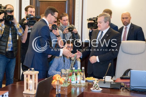  19.12.2017 WARSZAWA <br />POSIEDZENIE RADY MINISTROW <br />N/Z PREMIER MATEUSZ MORAWIECKI PIOTR GLINSKI <br /> 