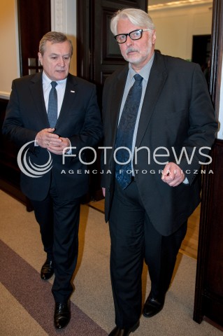  19.12.2017 WARSZAWA <br />POSIEDZENIE RADY MINISTROW <br />N/Z WITOLD WASZCZYKOWSKI PIOTR GLINSKI <br /> 