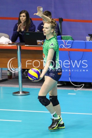  20.12.2017 KRAKOW <br />SIATKOWKA LIGA SIATKOWKI KOBIET LSK 2017/2018 WOMEN VOLLEYBALL POLAND POLISH LEAGUE <br />MECZ TREFL PROXIMA KRAKOW - DEVELOPRES SKYRES RZESZOW <br />N/Z SARAH CLEMENT SYLWETKA <br /> 