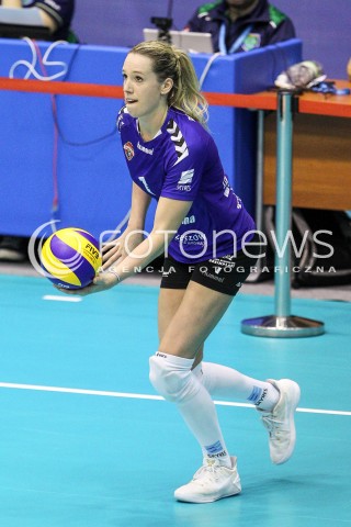  20.12.2017 KRAKOW <br />SIATKOWKA LIGA SIATKOWKI KOBIET LSK 2017/2018 WOMEN VOLLEYBALL POLAND POLISH LEAGUE <br />MECZ TREFL PROXIMA KRAKOW - DEVELOPRES SKYRES RZESZOW <br />N/Z HELENE ROUSSEAUX SYLWETKA <br /> 