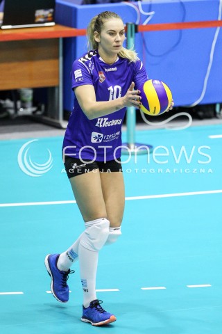  20.12.2017 KRAKOW <br />SIATKOWKA LIGA SIATKOWKI KOBIET LSK 2017/2018 WOMEN VOLLEYBALL POLAND POLISH LEAGUE <br />MECZ TREFL PROXIMA KRAKOW - DEVELOPRES SKYRES RZESZOW <br />N/Z ADELA HELIC SYLWETKA <br /> 