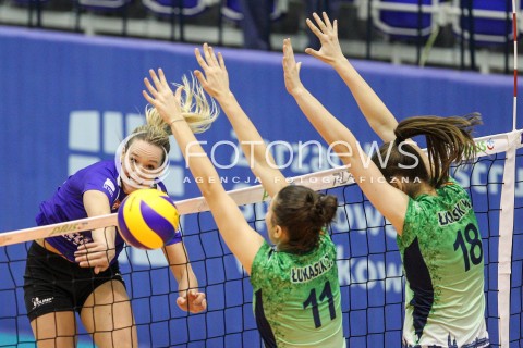  20.12.2017 KRAKOW <br />SIATKOWKA LIGA SIATKOWKI KOBIET LSK 2017/2018 WOMEN VOLLEYBALL POLAND POLISH LEAGUE <br />MECZ TREFL PROXIMA KRAKOW - DEVELOPRES SKYRES RZESZOW <br />N/Z HELENE ROUSSEAUX <br /> 