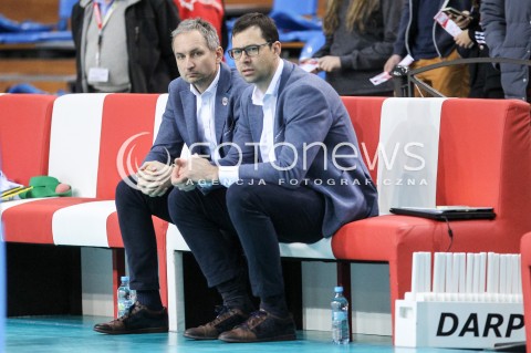  23.12.2017 RZESZOW <br />SIATKOWKA PLUS LIGA 2017/2018 MEN VOLLEYBALL POLAND POLISH PLUSLIGA LEAGUE SEASON 2017/2018 <br />MECZ ASSECO RESOVIA RZESZOW - MKS BEDZIN <br />N/Z ANDRZEJ KOWAL - I TRENER ( HEAD COACH ) LUCIO ORO - II TRENER<br /> 