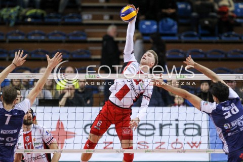  23.12.2017 RZESZOW <br />SIATKOWKA PLUS LIGA 2017/2018 MEN VOLLEYBALL POLAND POLISH PLUSLIGA LEAGUE SEASON 2017/2018 <br />MECZ ASSECO RESOVIA RZESZOW - MKS BEDZIN <br />N/Z DOMINIK DEPOWSKI <br /> 