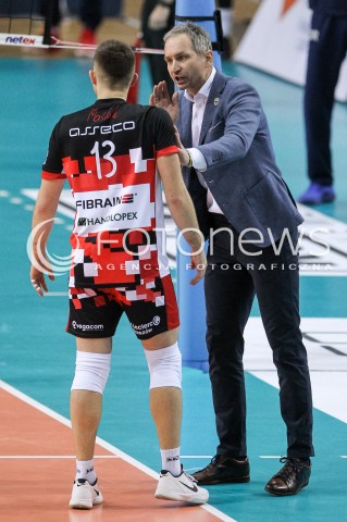  23.12.2017 RZESZOW <br />SIATKOWKA PLUS LIGA 2017/2018 MEN VOLLEYBALL POLAND POLISH PLUSLIGA LEAGUE SEASON 2017/2018 <br />MECZ ASSECO RESOVIA RZESZOW - MKS BEDZIN <br />N/Z ANDRZEJ KOWAL - I TRENER ( HEAD COACH ) MATEUSZ MASLOWSKI <br /> 
