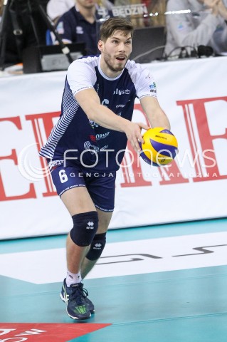  23.12.2017 RZESZOW <br />SIATKOWKA PLUS LIGA 2017/2018 MEN VOLLEYBALL POLAND POLISH PLUSLIGA LEAGUE SEASON 2017/2018 <br />MECZ ASSECO RESOVIA RZESZOW - MKS BEDZIN <br />N/Z JAN KLOBUCAR SYLWETKA <br /> 