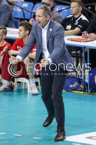  23.12.2017 RZESZOW <br />SIATKOWKA PLUS LIGA 2017/2018 MEN VOLLEYBALL POLAND POLISH PLUSLIGA LEAGUE SEASON 2017/2018 <br />MECZ ASSECO RESOVIA RZESZOW - MKS BEDZIN <br />N/Z ANDRZEJ KOWAL - I TRENER ( HEAD COACH ) SYLWETKA RADOSC EMOCJE <br /> 