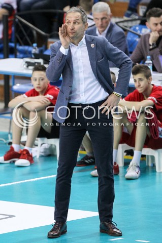  23.12.2017 RZESZOW <br />SIATKOWKA PLUS LIGA 2017/2018 MEN VOLLEYBALL POLAND POLISH PLUSLIGA LEAGUE SEASON 2017/2018 <br />MECZ ASSECO RESOVIA RZESZOW - MKS BEDZIN <br />N/Z ANDRZEJ KOWAL - I TRENER ( HEAD COACH ) SYLWETKA <br /> 
