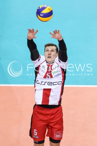  23.12.2017 RZESZOW <br />SIATKOWKA PLUS LIGA 2017/2018 MEN VOLLEYBALL POLAND POLISH PLUSLIGA LEAGUE SEASON 2017/2018 <br />MECZ ASSECO RESOVIA RZESZOW - MKS BEDZIN <br />N/Z LUKAS TICHACEK SYLWETKA <br /> 