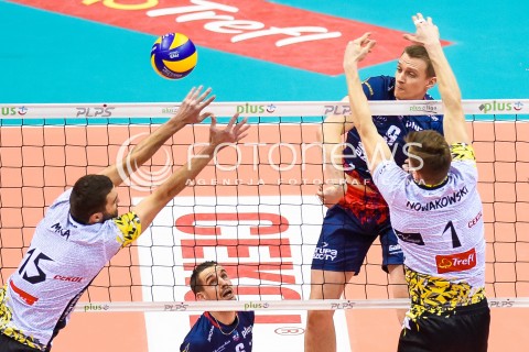  23.12.2017 GDANSK<br />SIATKOWKA - PLUS LIGA SEZON 2017/2018<br />MECZ TREFL GDANSK - ZAKSA KEDZIERZYN KOZLE<br />N/Z MATEUSZ MIKA LUKASZ WISNIEWSKI BENJAMIN TONIUTTI PIOTR NOWAKOWSKI<br /> 