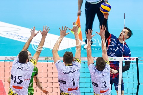  23.12.2017 GDANSK<br />SIATKOWKA - PLUS LIGA SEZON 2017/2018<br />MECZ TREFL GDANSK - ZAKSA KEDZIERZYN KOZLE<br />N/Z MATEUSZ MIKA PIOTR NOWAKOWSKI TJ SANDERS RAFAL BUSZEK<br /> 