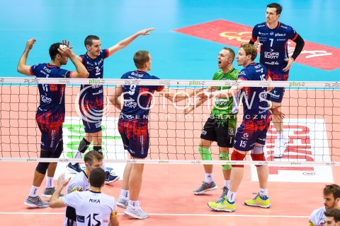  23.12.2017 GDANSK<br />SIATKOWKA - PLUS LIGA SEZON 2017/2018<br />MECZ TREFL GDANSK - ZAKSA KEDZIERZYN KOZLE<br />N/Z MAURICE TORRES SLAWOMIR JUNGIEWICZ LUKASZ WISNIEWSKI PAWEL ZATORSKI SAM DEROO RAFAL BUSZEK<br /> 