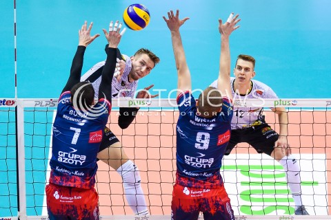  23.12.2017 GDANSK<br />SIATKOWKA - PLUS LIGA SEZON 2017/2018<br />MECZ TREFL GDANSK - ZAKSA KEDZIERZYN KOZLE<br />N/Z RAFAL BUSZEK DAMIAN SCHULZ LUKASZ WISNIEWSKI ARTUR SZALPUK<br /> 