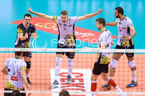  23.12.2017 GDANSK<br />SIATKOWKA - PLUS LIGA SEZON 2017/2018<br />MECZ TREFL GDANSK - ZAKSA KEDZIERZYN KOZLE<br />N/Z TJ SANDERS MACIEJ OLENDEREK ARTUR SZALPUK PIOTR NOWAKOWSKI MATEUSZ MIKA<br /> 