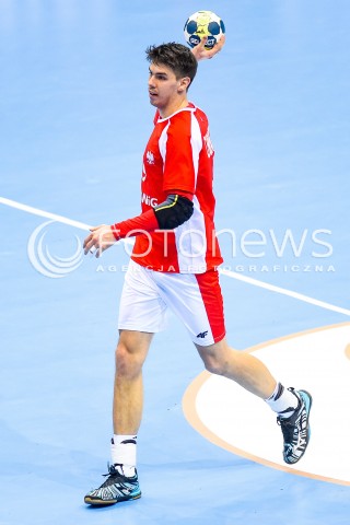  29.12.2017 GDANSK<br />PILKA RECZNA - TURNIEJ MIEDZYNARODOWY 4 NATIONS CUP<br />MECZ POLSKA - BIALORUS<br />N/Z PIOTR CHRAPKOWSKI<br /> 