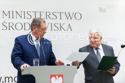  04.01.2018 WARSZAWA<br />KONFERENCJA W MINISTERSTWIE SRODOWISKA DZIALANIA NA RZECZ POPRAWY JAKOSCI POWIETRZA<br />N/Z JAN SZYSZKO KAZIMIERZ KUJDA<br /> 