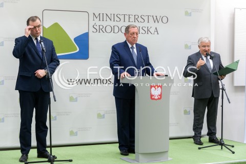  04.01.2018 WARSZAWA<br />KONFERENCJA W MINISTERSTWIE SRODOWISKA DZIALANIA NA RZECZ POPRAWY JAKOSCI POWIETRZA<br />N/Z JAN SZYSZKO KAZIMIERZ KUJDA PAWEL SALEK<br /> 