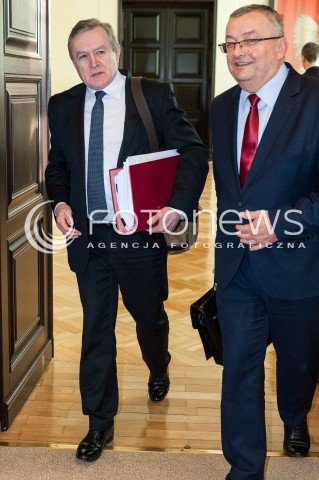  04.01.2018 WARSZAWA <br />POSIEDZENIE RADY MINISTROW <br />N/Z PIOTR GLINSKI ANDRZEJ ADAMCZYK<br /> 