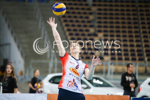  05.01.2018 LODZ SIATKOWKA ORLEN LIGA SEZON 2017/2018 <br />
GROT BUDOWLANI LODZ - LEGIONOVIA LEGIONOWO<br />
N/Z JULIA PIOTROWSKA SYLWETKA<br />
 
