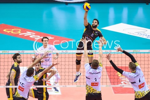  05.01.2018 GDANSK<br />SIATKOWKA - PLUS LIGA SEZON 2017/2018<br />MECZ TREFL GDANSK - PGE SKRA BELCHATOW<br />N/Z GRZEGORZ LOMACZ KACPER PIECHOCKI MILAD EBADIPOUR<br /> 