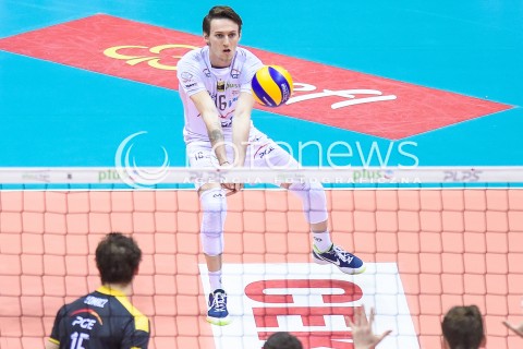  05.01.2018 GDANSK<br />SIATKOWKA - PLUS LIGA SEZON 2017/2018<br />MECZ TREFL GDANSK - PGE SKRA BELCHATOW<br />N/Z KACPER PIECHOCKI<br /> 