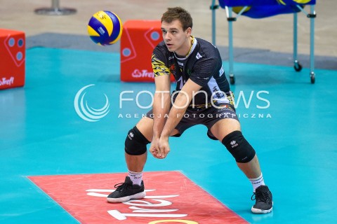  05.01.2018 GDANSK<br />SIATKOWKA - PLUS LIGA SEZON 2017/2018<br />MECZ TREFL GDANSK - PGE SKRA BELCHATOW<br />N/Z MACIEJ OLENDEREK<br /> 