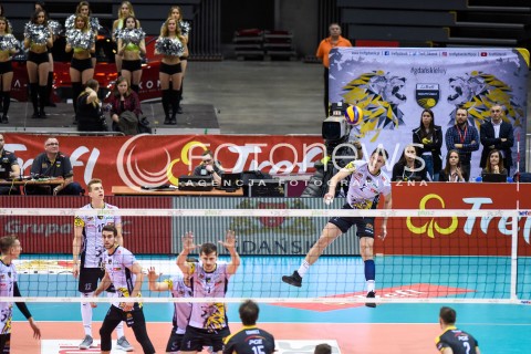  05.01.2018 GDANSK<br />SIATKOWKA - PLUS LIGA SEZON 2017/2018<br />MECZ TREFL GDANSK - PGE SKRA BELCHATOW<br />N/Z WOJCIECH GRZYB<br /> 