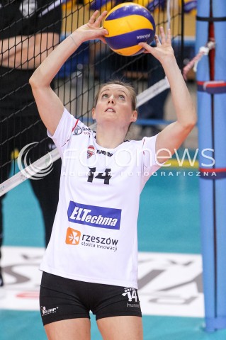  06.01.2018 RZESZOW <br />SIATKOWKA LIGA SIATKOWKI KOBIET LSK 2017/2018 WOMEN VOLLEYBALL POLAND POLISH LEAGUE <br />MECZ DEVELOPRES SKYRES RZESZOW - POLSKI CUKIER MUSZYNIANKA MUSZYNA <br />N/Z AGNIESZKA RABKA SYLWETKA <br /> 