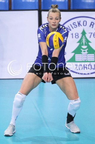  06.01.2018 RZESZOW <br />SIATKOWKA LIGA SIATKOWKI KOBIET LSK 2017/2018 WOMEN VOLLEYBALL POLAND POLISH LEAGUE <br />MECZ DEVELOPRES SKYRES RZESZOW - POLSKI CUKIER MUSZYNIANKA MUSZYNA <br />N/Z AGATA SAWICKA SYLWETKA <br /> 