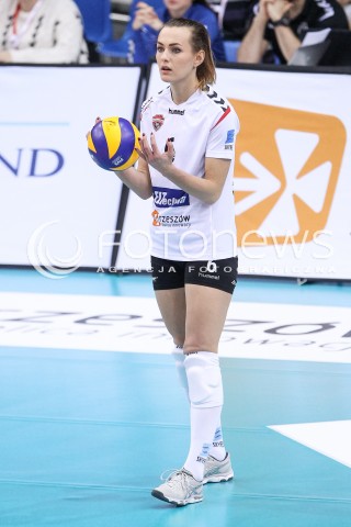  06.01.2018 RZESZOW <br />SIATKOWKA LIGA SIATKOWKI KOBIET LSK 2017/2018 WOMEN VOLLEYBALL POLAND POLISH LEAGUE <br />MECZ DEVELOPRES SKYRES RZESZOW - POLSKI CUKIER MUSZYNIANKA MUSZYNA <br />N/Z KATARZYNA ZABINSKA SYLWETKA <br /> 