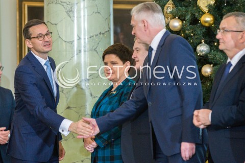  09.01.2018 WARSZAWA <br />ZAPRZYSIEZENIE NOWYCH CZLONKOW RADY MINISTROW PRZEZ PREZYDENTA RP <br />N/Z PREMIER MATEUSZ MORAWIECKI JAROSLAW GOWIN BEATA SZYDLO<br /> 
