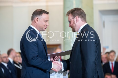  09.01.2018 WARSZAWA <br />ZAPRZYSIEZENIE NOWYCH CZLONKOW RADY MINISTROW PRZEZ PREZYDENTA RP <br />N/Z PREZYDENT RP ANDRZEJ DUDA LUKASZ SZUMOWSKI ( MINISTER ZDROWIA ) <br /> 