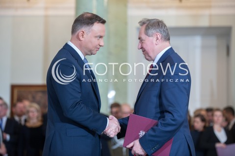  09.01.2018 WARSZAWA <br />ZAPRZYSIEZENIE NOWYCH CZLONKOW RADY MINISTROW PRZEZ PREZYDENTA RP <br />N/Z PREZYDENT RP ANDRZEJ DUDA HENRYK KOWALCZYK ( MINISTER SRODOWISKA ) <br /> 
