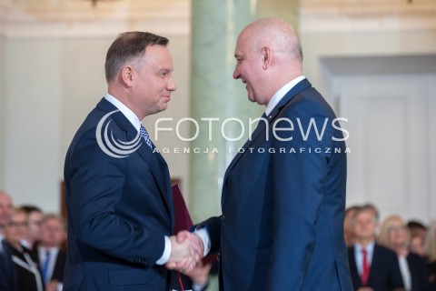  09.01.2018 WARSZAWA <br />ZAPRZYSIEZENIE NOWYCH CZLONKOW RADY MINISTROW PRZEZ PREZYDENTA RP <br />N/Z PREZYDENT RP ANDRZEJ DUDA JOACHIM BRUDZINSKI ( MINISTER SPRAW WEWNETRZNYCH I ADMINISTRACJI MSWIA ) <br /> 