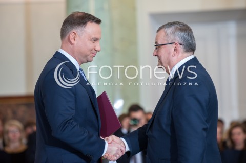  09.01.2018 WARSZAWA <br />ZAPRZYSIEZENIE NOWYCH CZLONKOW RADY MINISTROW PRZEZ PREZYDENTA RP <br />N/Z PREZYDENT RP ANDRZEJ DUDA ANDRZEJ ADAMCZYK ( MINISTER INFRASTRUKTURY ) <br /> 