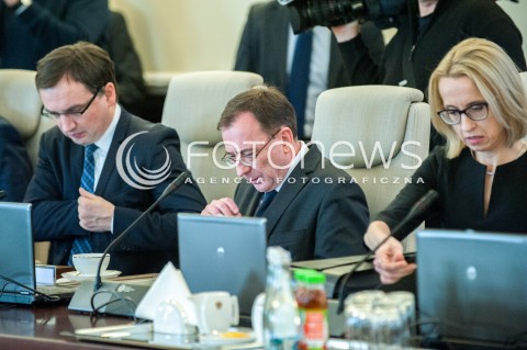  09.01.2018 WARSZAWA<br />POSIEDZENIE RADY MINISTROW<br />N/Z ZBIGNIEW ZIOBRO MARIUSZ KAMINSKI TERESA CZERWINSKA<br /> 
