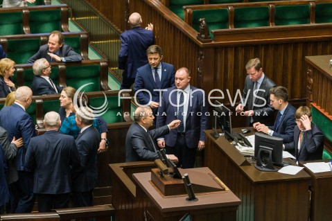  09.01.2018 WARSZAWA SEJM<br />POSIEDZENIE SEJMU<br />N/Z POSLOWIE SKLADAJACY WNIOSKI GRZEGORZ SCHETYNA<br /> 