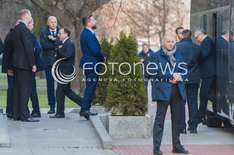  09.01.2018 WARSZAWA<br />POSIEDZENIE RADY MINISTROW<br />PRZYJAZD MINISTROW DO KPRM<br />N/Z MARIUSZ KAMINSKI ANDRZEJ ADAMCZYK <br /> 