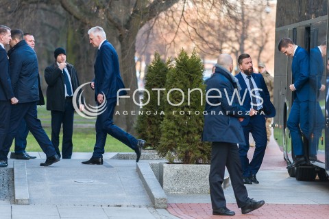Przyjazd nowych ministrów do Kancelarii Premiera w Warszawie