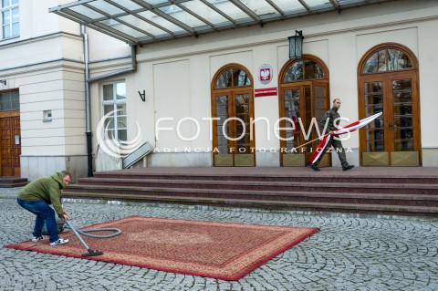  09.01.2018 WARSZAWA MON<br />
PRZEKAZANIE RESORTU MINISTERSTWA OBRONY NARODOWEJ<br />
N/Z PRZYGOTOWANIA DO PRZEKAZANIA RESORTU PRZED WEJSCIEM MON<br />
 