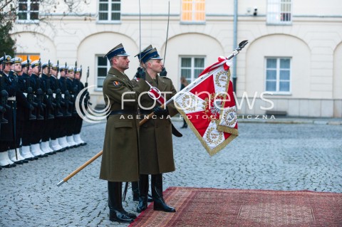  09.01.2018 WARSZAWA MON<br />PRZEKAZANIE RESORTU MINISTERSTWA OBRONY NARODOWEJ MON<br />N/Z POCZET SZTANDAROWY<br /> 