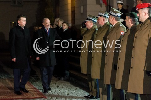  09.01.2018 WARSZAWA MON<br />PRZEKAZANIE RESORTU MINISTERSTWA OBRONY NARODOWEJ MON<br />N/Z ANTONI MACIEREWICZ MARIUSZ BLASZCZAK WITA KADRE KIEROWNICZA<br /> 