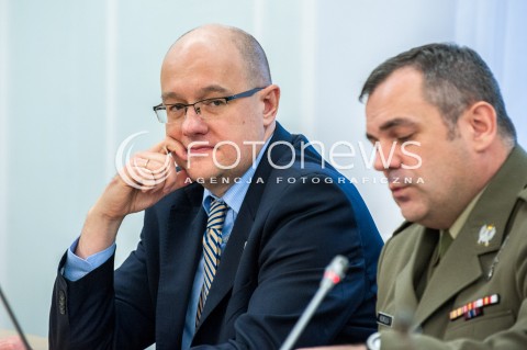  10.01.2018 WARSZAWA<br />POSIEDZENIE SEJMU RP<br />N/Z BARTLOMIEJ GRABSKI WIESLAW KUKULA WOJSKA OBRONY TERYTORIALNEJ<br /> 