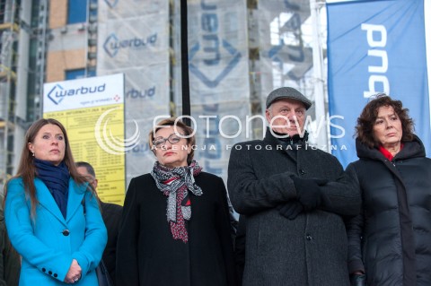  11.01.2018 WARSZAWA<br />PROTEST EMERYTOW SLUZB MUNDUROWYCH PRZED SEJMEM<br />N/Z MIROSLAWA NYKIEL EWA KOLODZIEJ STEFAN NIESIOLOWSKI ELZBIETA BINCZYCKA<br /> 