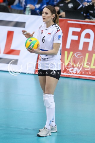  11.01.2018 RZESZOW POLAND<br />SIATKOWKA LIGA MISTRZYN <br />2018 CEV VOLLEYBALL CHAMPIONS LEAGUE - WOMEN <br />MECZ DEVELOPRES SKYRES RZESZOW - CSM VOLEI ALBA BLAJ <br />N/Z KATARZYNA ZABINSKA SYLWETKA <br /> 