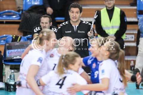  11.01.2018 RZESZOW POLAND<br />SIATKOWKA LIGA MISTRZYN <br />2018 CEV VOLLEYBALL CHAMPIONS LEAGUE - WOMEN <br />MECZ DEVELOPRES SKYRES RZESZOW - CSM VOLEI ALBA BLAJ <br />N/Z LORENZO MICELLI - I TRENER ( HEAD COACH ) <br /> 
