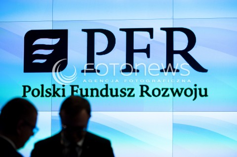  11.01.2018 WARSZAWA GPW<br />PODPISANIE UMOW INWESTYCYJNYCH PFR Z SAMORZADAMI<br />N/Z NAPIS PFR POLSKI FUNDUSZ ROZWOJU<br /> 