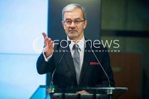  11.01.2018 WARSZAWA GPW<br />PODPISANIE UMOW INWESTYCYJNYCH PFR Z SAMORZADAMI<br />N/Z MINISTER INWESTYCJI I ROZWOJU JERZY KWIECINSKI<br /> 