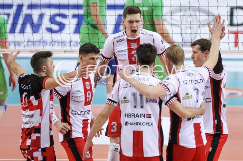  13.01.2018 RZESZOW <br />SIATKOWKA PLUS LIGA 2017/2018 MEN VOLLEYBALL POLAND POLISH PLUSLIGA LEAGUE SEASON 2017/2018 <br />MECZ ASSECO RESOVIA RZESZOW - BBTS BIELSKO BIALA <br />N/Z BARTLOMIEJ LEMANSKI THIBAULT ROSSARD RADOSC EMOCJE <br /> 